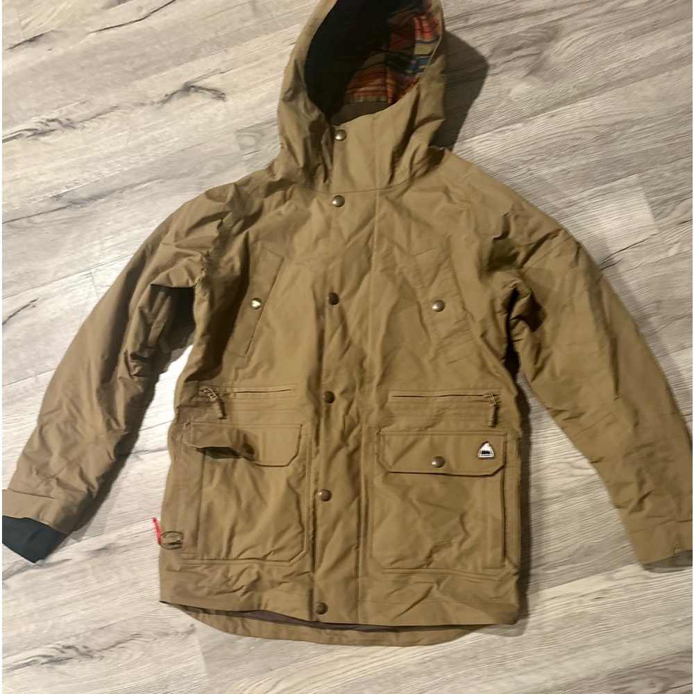 Burton snowboard coat size Medium